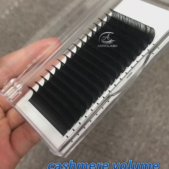 matte cashmere lash tray