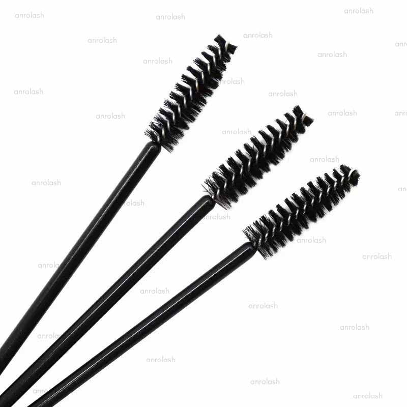 Disposable eyelash brush🧹
